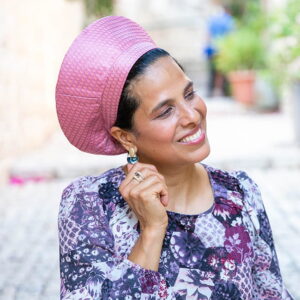 כובע ברט ורוד עם עיצוב קלאסי שמתאים לכל לוק מאמא כובע